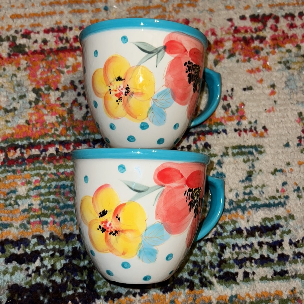 Set of 2 Pioneer WomanVintage Bloom Mugs
